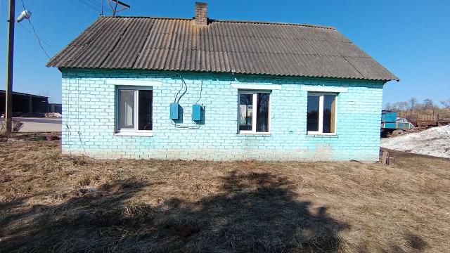 Комплекс 7 зданий мехдвора (мастерские, гаражи, склады) общей пл. 1163,2 кв.м. с благоустройством территории и прочим имуществом (Витебская обл., Миорский р-н, Повятский с/с, 91, вблизи д.Паташня)