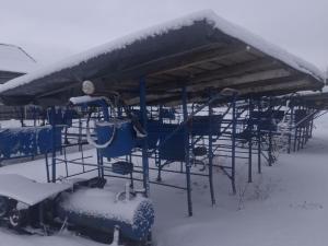 Установка доильная пердвижная УДП-8, 2010 г.в., инв. №010736 (Витебская обл., Глубокский р-н, Озерецкий с/с, д.Озерцы, ул. Советская, 25)