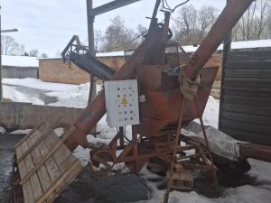 Зернопогрузчик ЗЭ-100, 2004 г.в., инв. №010462 (Витебская обл., Глубокский р-н, Озерецкий с/с, д.Озерцы, ул. Советская, 25)