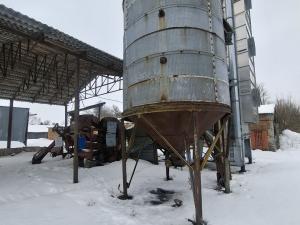 Бункер, 2004 г.в., инв. №5047 (Витебская обл., Глубокский р-н, Озерецкий с/с, д.Озерцы, ул. Советская, 25)